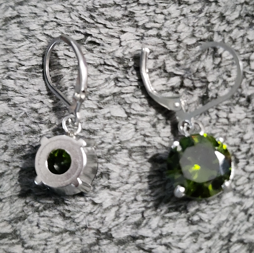 Silvertone 10mm Green Crystal Earrings - Picture 3 of 8